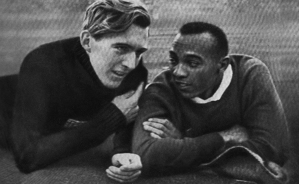 20. kép. Jesse Owens és Luz Long. Forrás: origo.hu